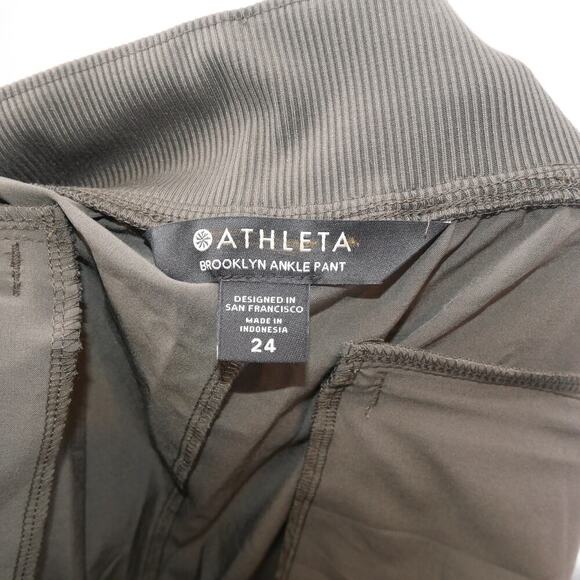 NEW Athleta Brooklyn Textured Ankle Pants Forest Green Women's Plus Size 26 - Picture 9 of 9
